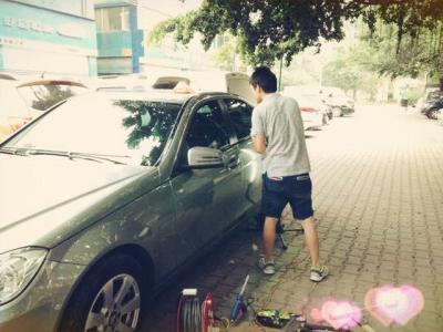 奔馳汽車凹陷修復(fù)
